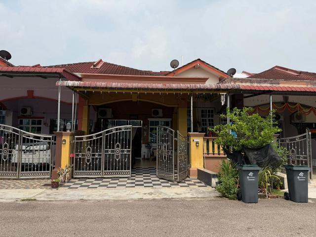 Terraced House for sale in Chaah, Johor