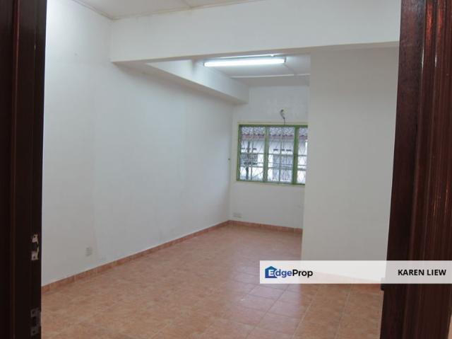 House for sale in Country Heights Damansara, Kuala Lumpur