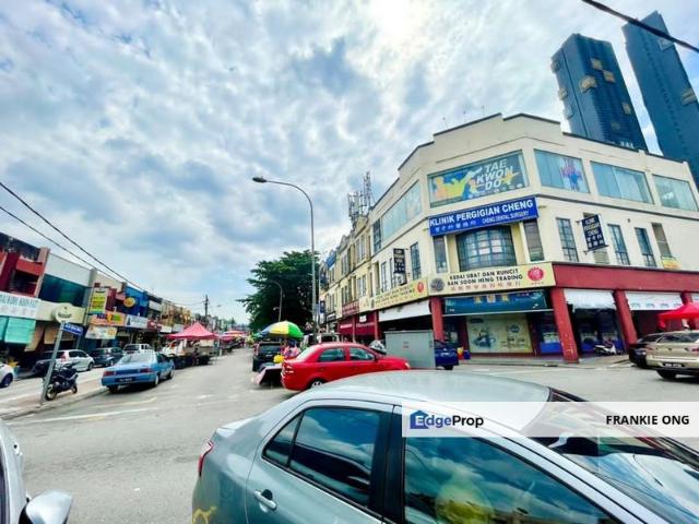 Shop for rent in Country Heights Damansara, Kuala Lumpur