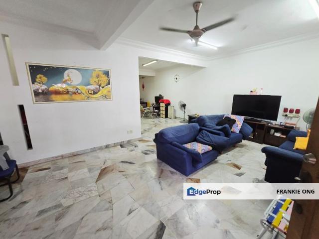 House for sale in Country Heights Damansara, Kuala Lumpur