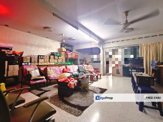 House for sale in Country Heights Damansara, Kuala Lumpur