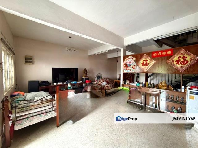 House for sale in Country Heights Damansara, Kuala Lumpur
