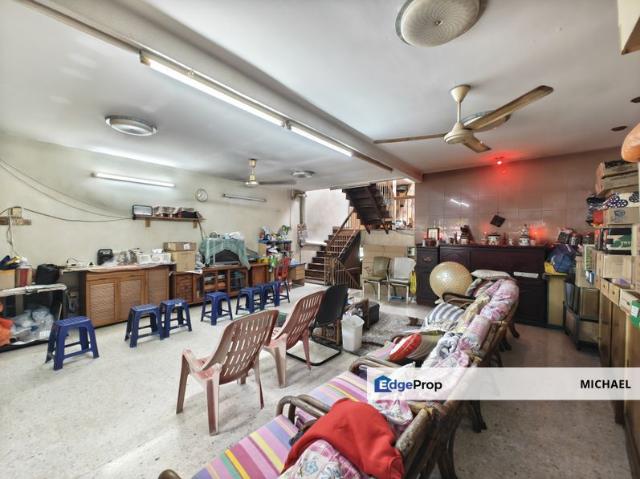 House for sale in Country Heights Damansara, Kuala Lumpur