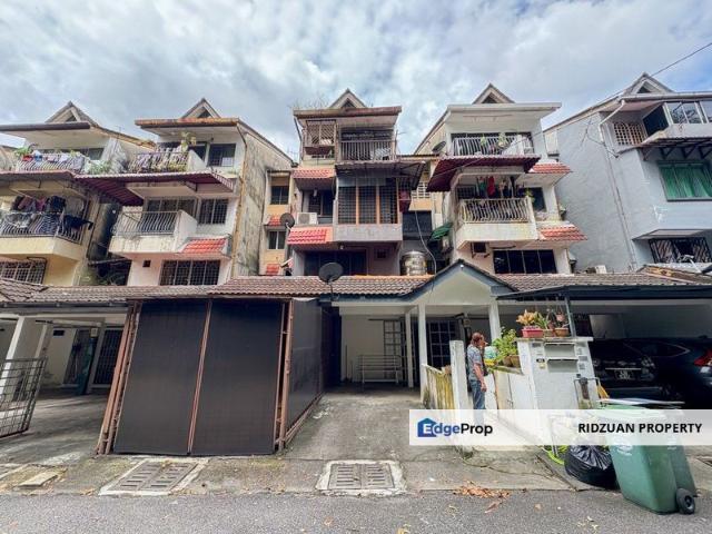 House for sale in Country Heights Damansara, Kuala Lumpur