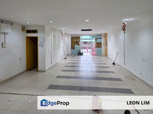 Shop for rent in Country Heights Damansara, Kuala Lumpur