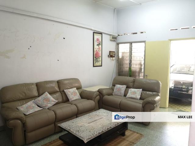 House for sale in Country Heights Damansara, Kuala Lumpur