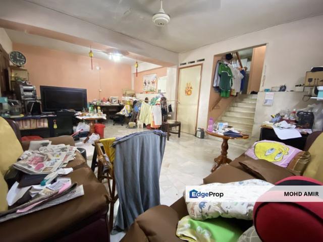 House for sale in Country Heights Damansara, Kuala Lumpur