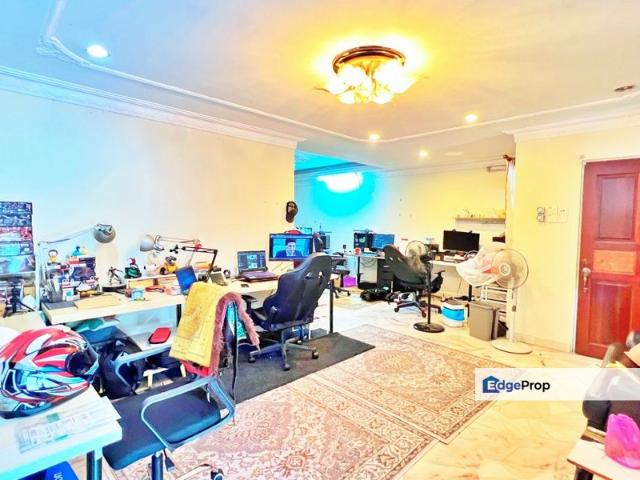 House for sale in Country Heights Damansara, Kuala Lumpur