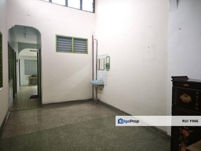 House for sale in Country Heights Damansara, Kuala Lumpur