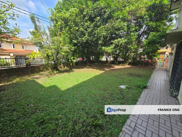 House for sale in Country Heights Damansara, Kuala Lumpur