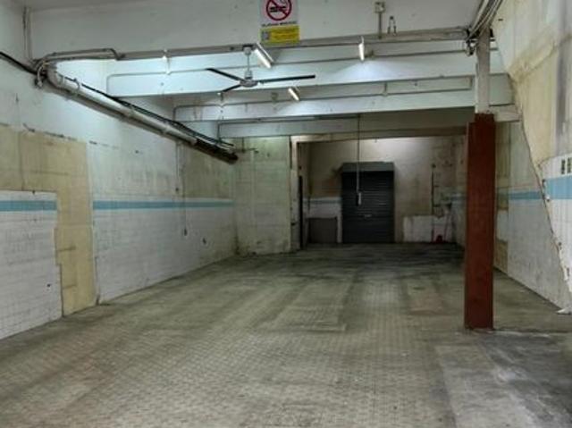 Shop for rent in Cheras