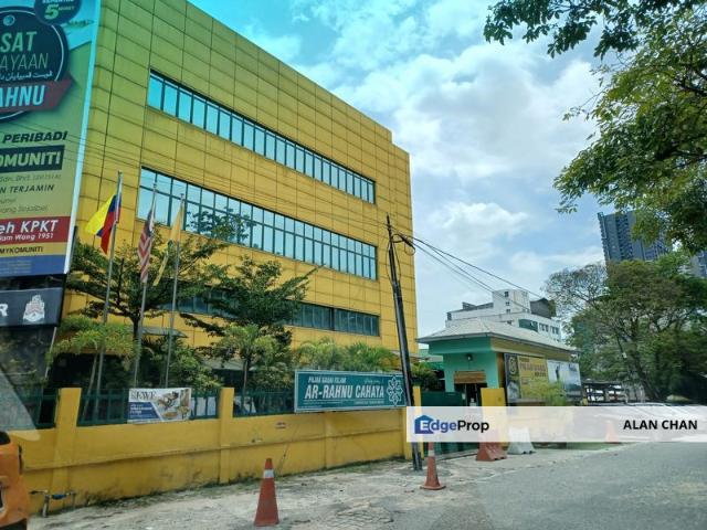 Warehouse for sale in Bandar Tun Razak, Kuala Lumpur