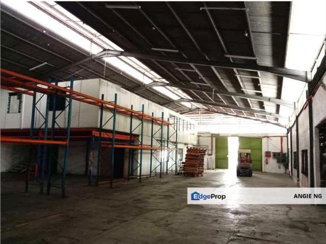 Warehouse for sale in Bandar Tun Razak, Kuala Lumpur