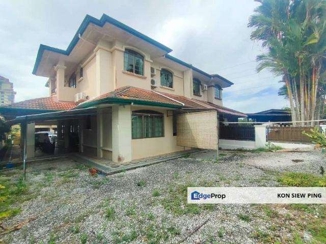House for sale in Kuching