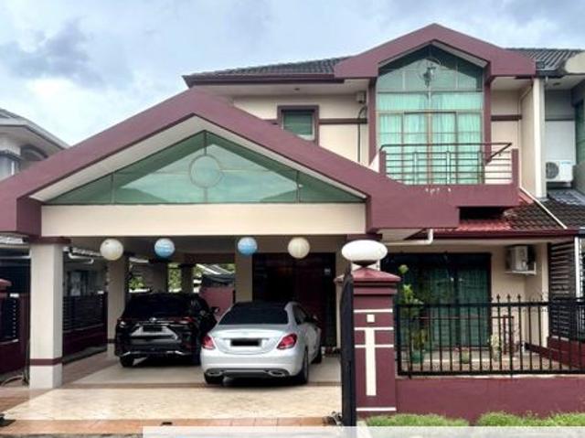 House for sale in Kuching