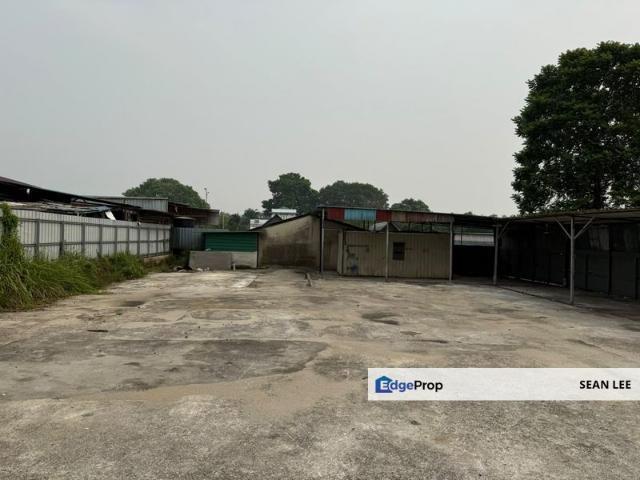 Shop for rent in Taman Molek, Johor Bahru