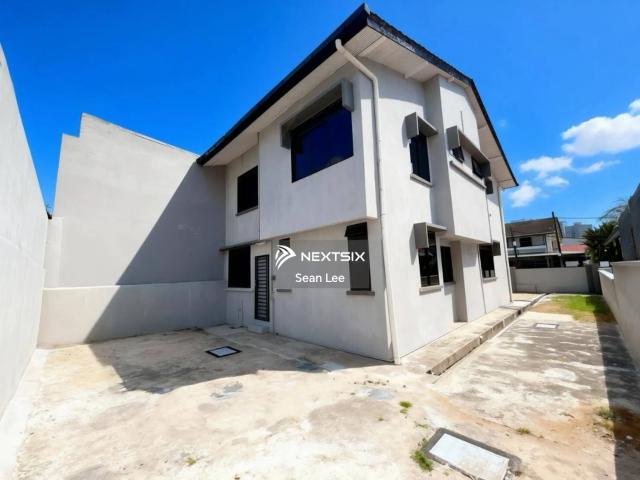Shop for sale in Johore Bahru, Johor
