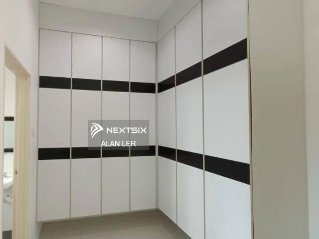 Shop for sale in Johor