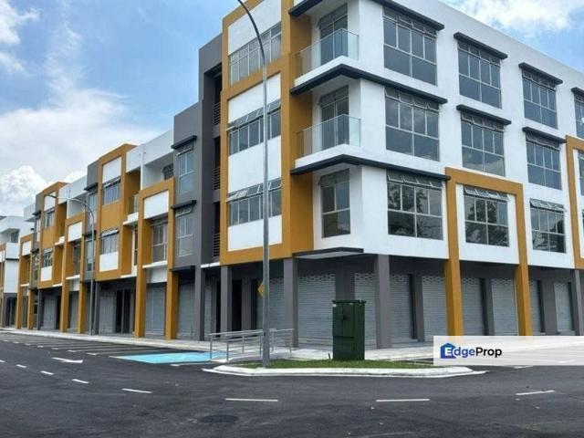Shop for rent in Bukit Ledang, Johor