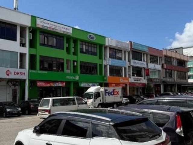 Shop for rent in Bukit Ledang, Johor