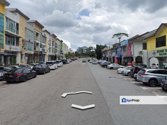 Shop for rent in Bukit Ledang, Johor