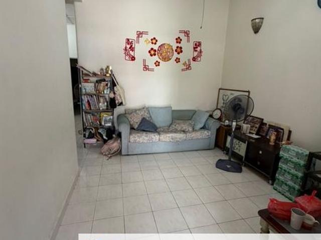 House for sale in Taman Molek, Johor Bahru