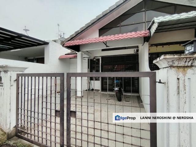House for sale in Taman Molek, Johor Bahru