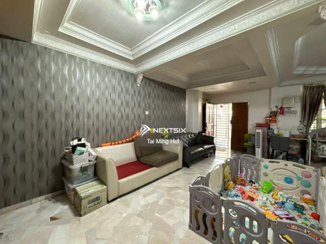 Shop for sale in Johor