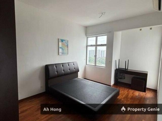Apartment for rent in Taman Molek, Johor Bahru