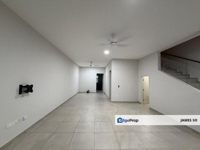 House for rent in Malaka