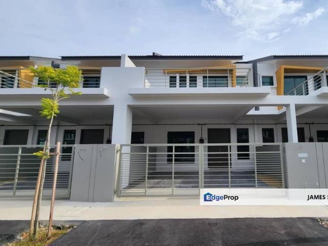 House for sale in Malaka