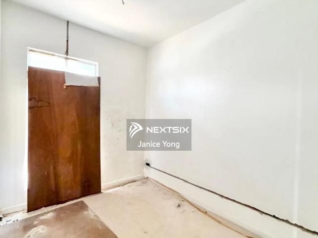 Warehouse for sale in Tebrau, Johor