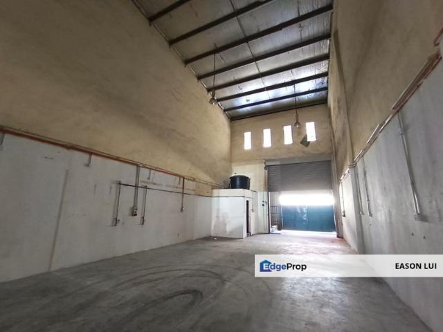 Warehouse for rent in Tebrau, Johor