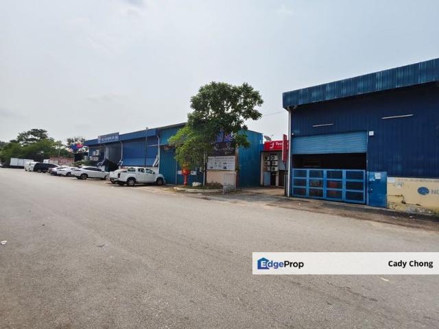 Warehouse for sale in Taman Mount Austin, Tebrau