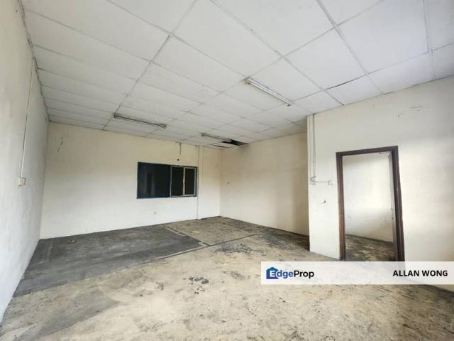 Warehouse for rent in Tebrau, Johor