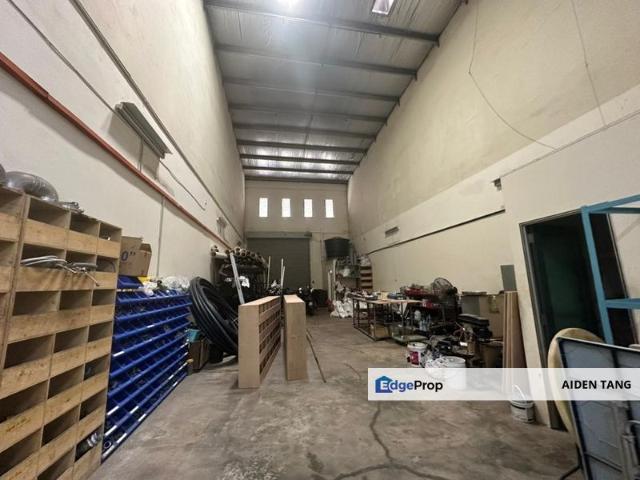 Warehouse for rent in Tebrau, Johor