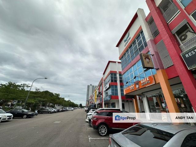 Shop for sale in Tebrau, Johor