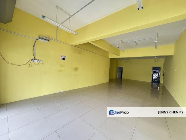 Shop for rent in Langat, Selangor