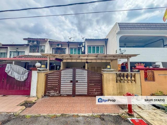 House for sale in Langat, Selangor