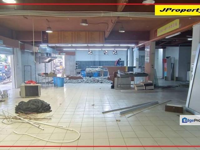 Shop for rent in Langat, Selangor