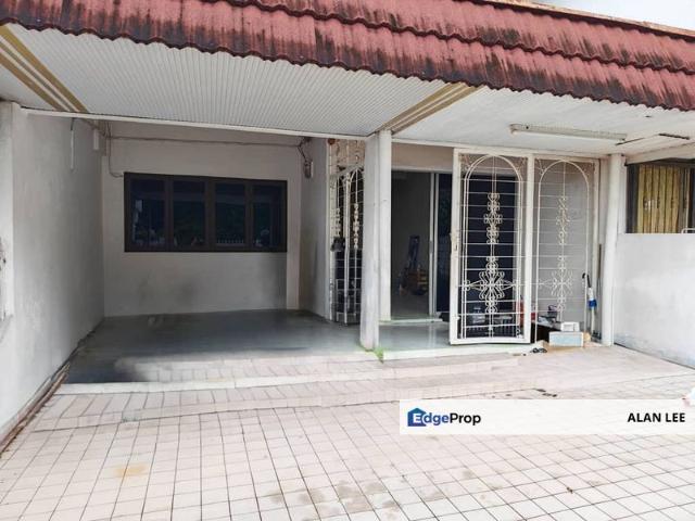 House for sale in Langat, Selangor