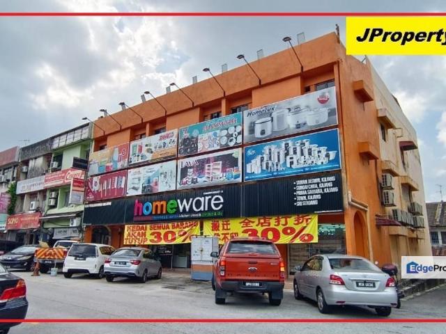 Shop for rent in Langat, Selangor