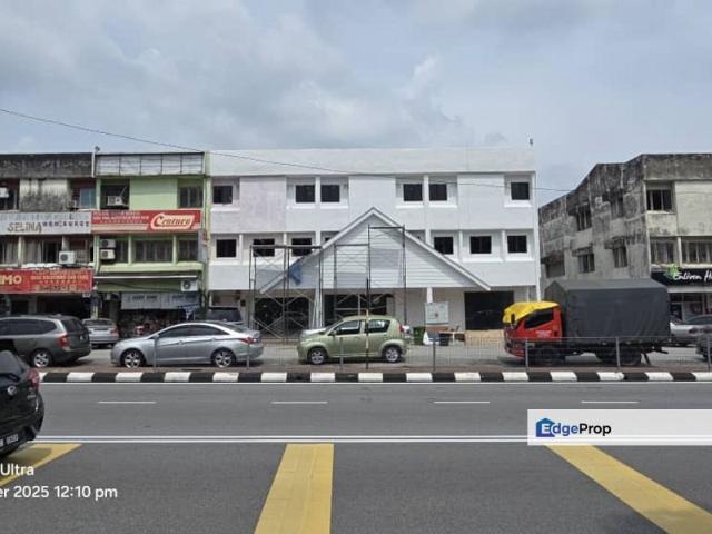 Shop for rent in Langat, Selangor