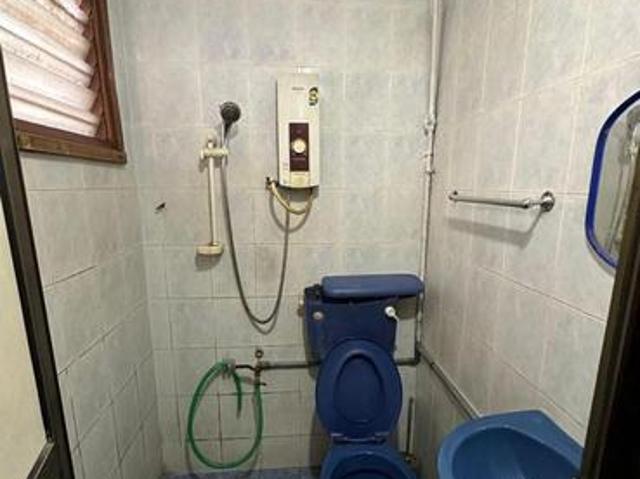 Terraced House for sale in Langat, Selangor