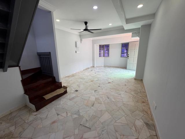 Terraced House for rent in Country Heights Damansara, Kuala Lumpur