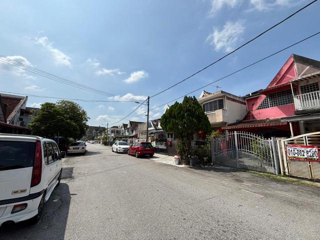 Terraced House for sale in Langat, Selangor