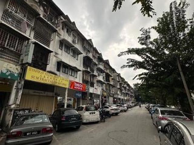 Apartment for sale in Country Heights Damansara, Kuala Lumpur