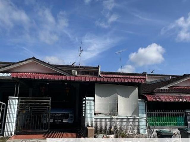 House for sale in Kluang