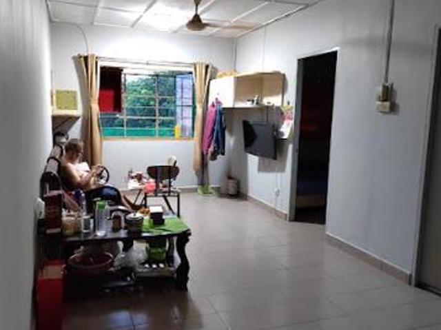 Flat for sale in Petaling, Subang Jaya