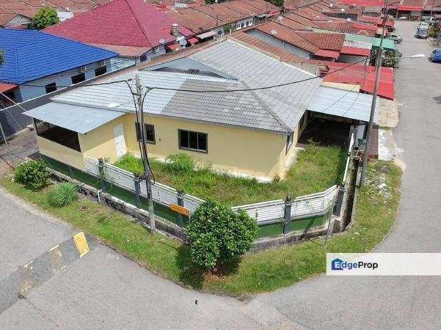 House for sale in Malaka